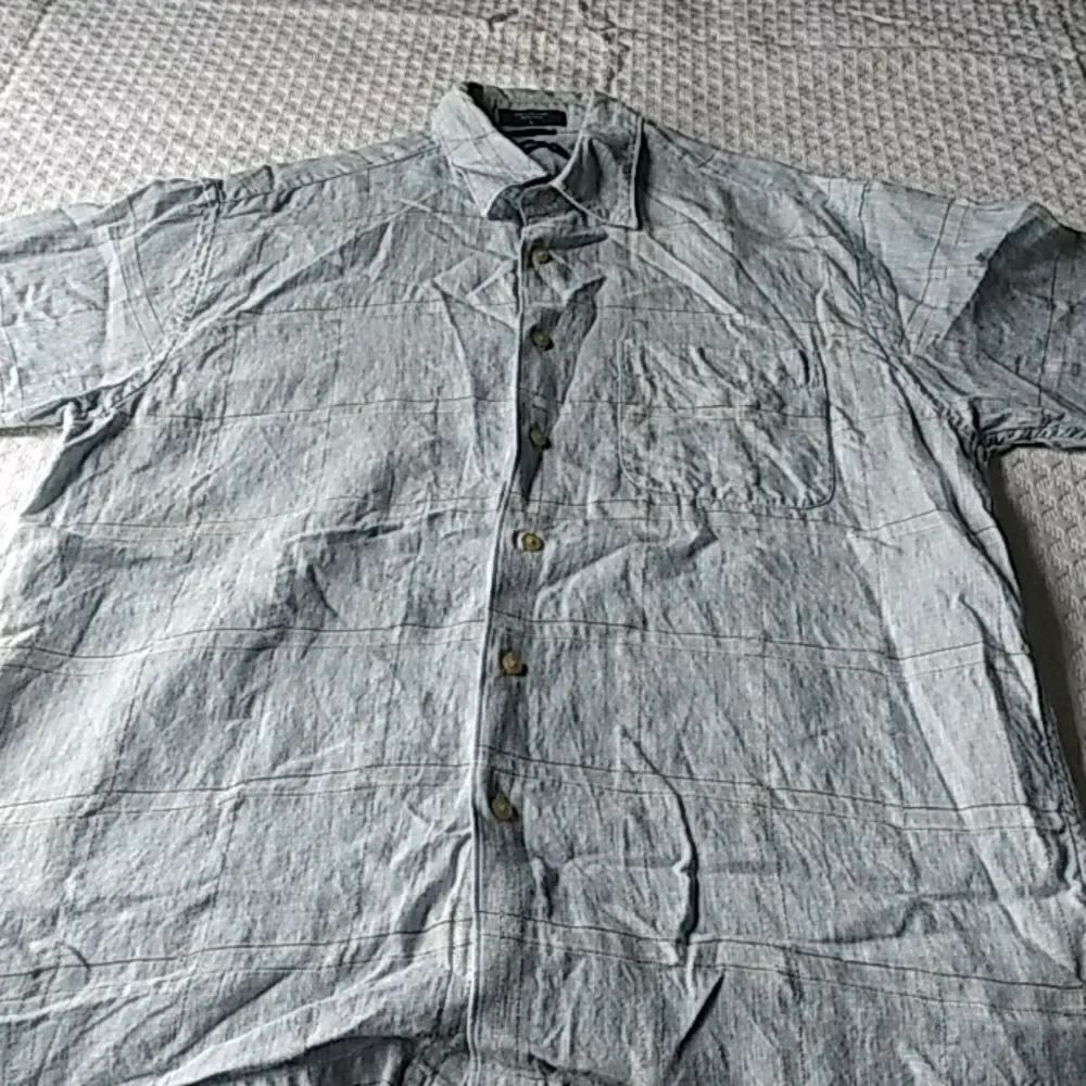 Shirt - Picture 2 of 6
